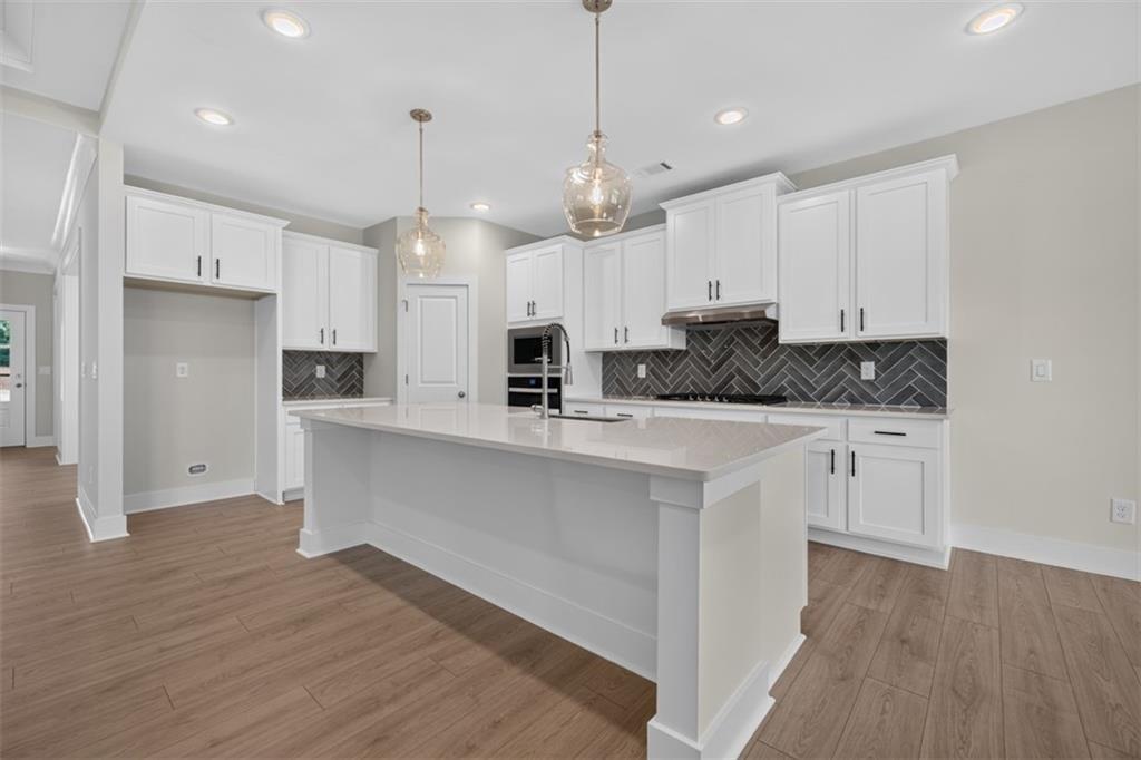 4771 E Reed Road Property Photo 12