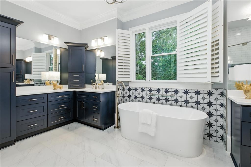 6225 Random Winds Bluff Property Photo 12
