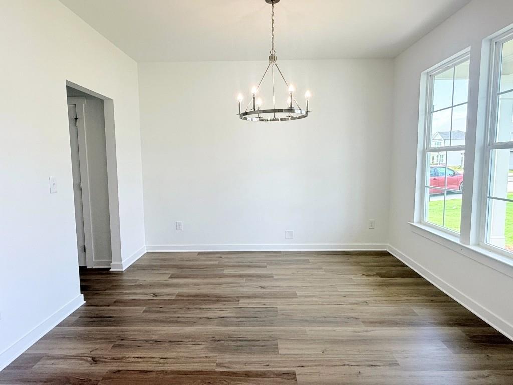 140 Cochin Drive Property Photo 4
