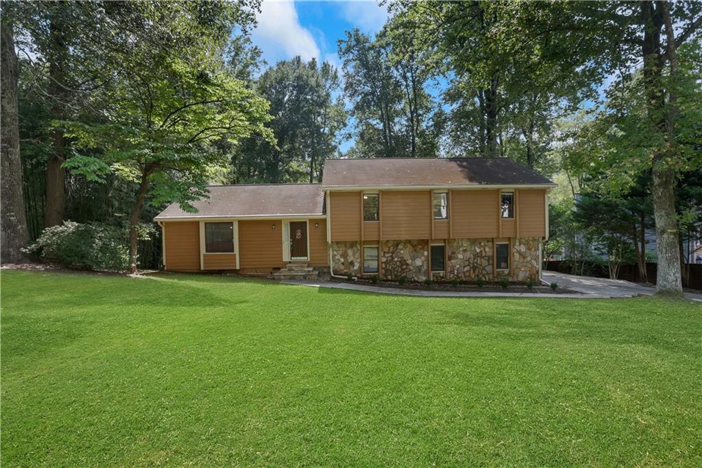 1419 Churchill Way Property Photo 1