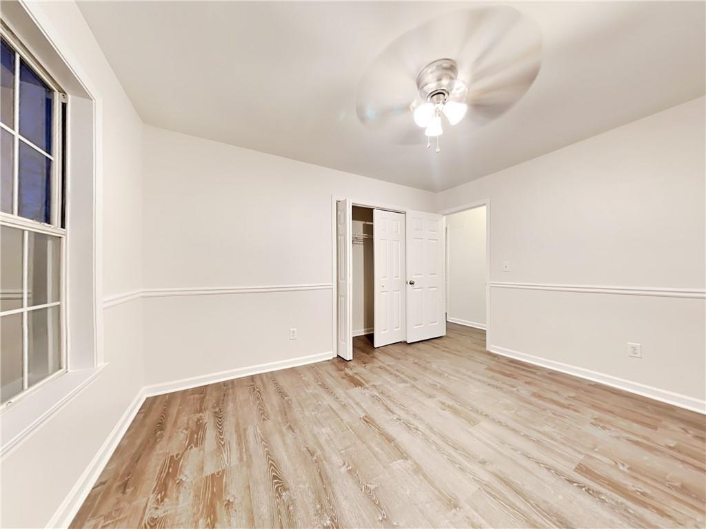 982 Forest Glen Property Photo 18