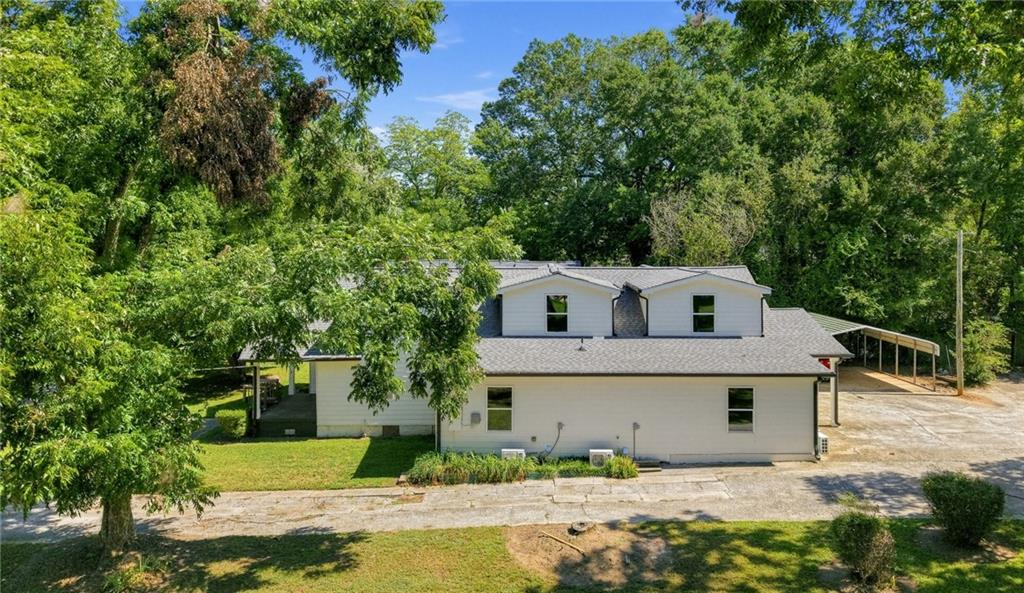 134 E 5th Street Property Photo 5