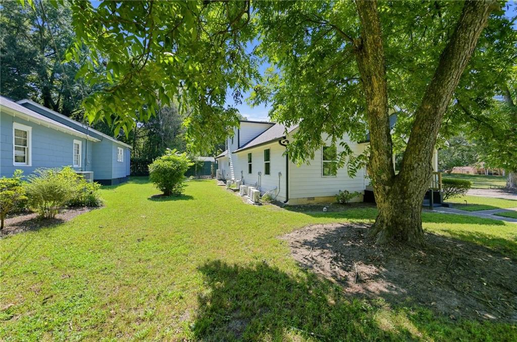 134 E 5th Street Property Photo 8