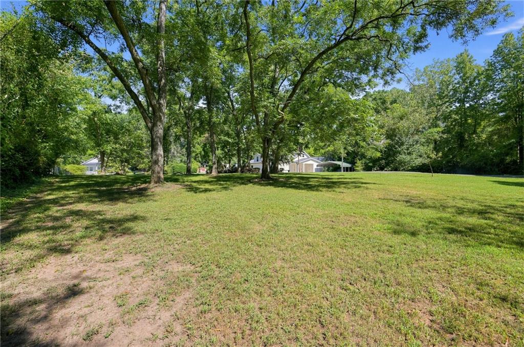 134 E 5th Street Property Photo 11