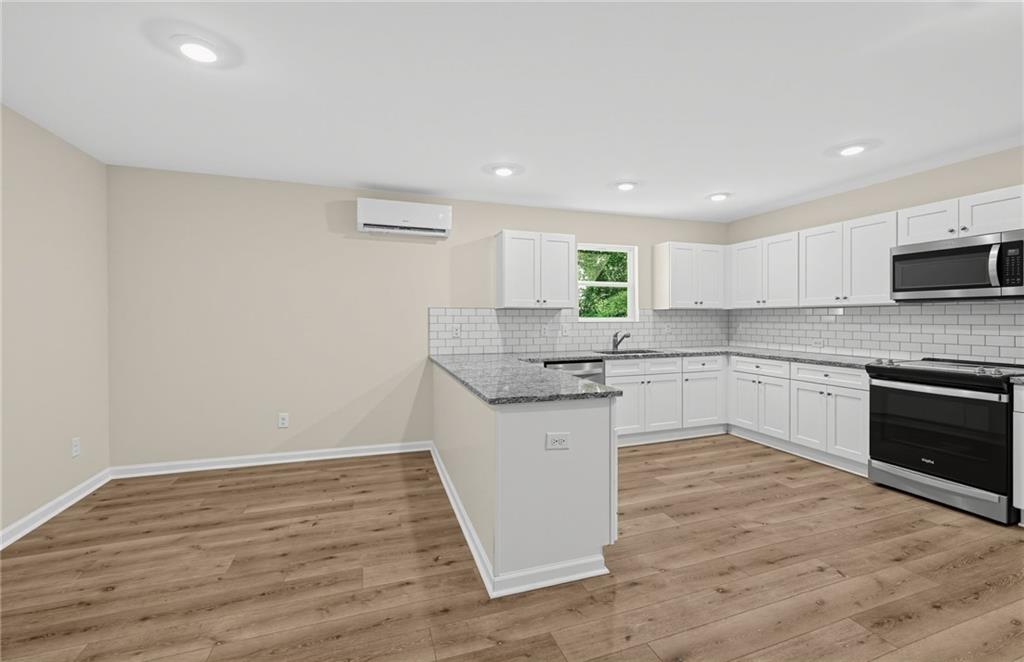 134 E 5th Street Property Photo 18
