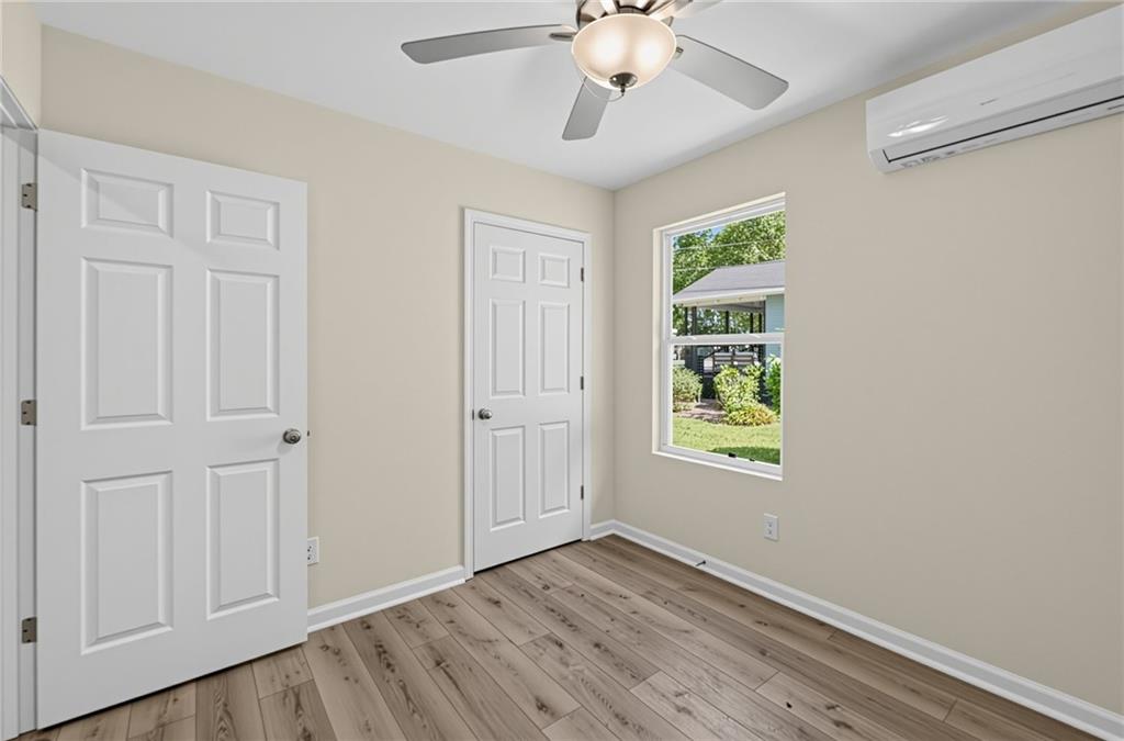 134 E 5th Street Property Photo 29
