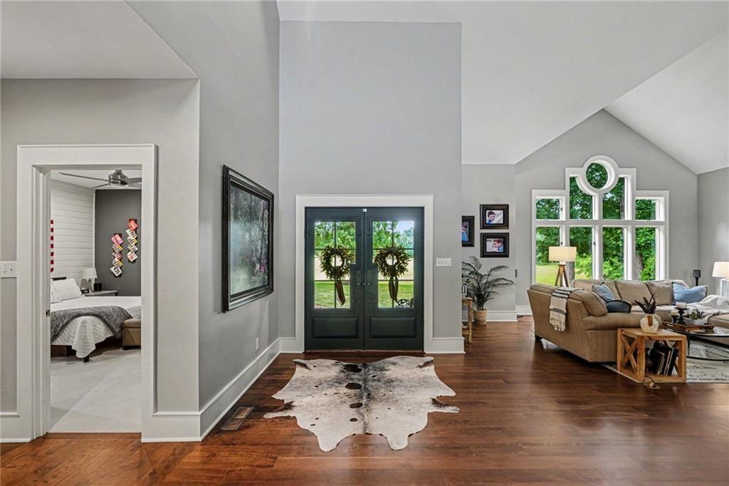 351 Teamon Road Property Photo 5