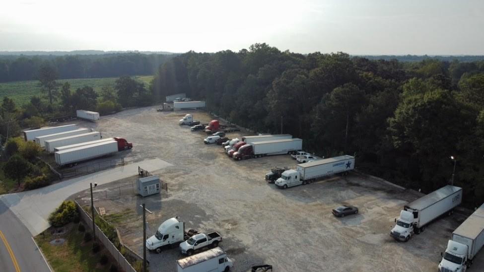 100 E Luke Road Property Photo 8