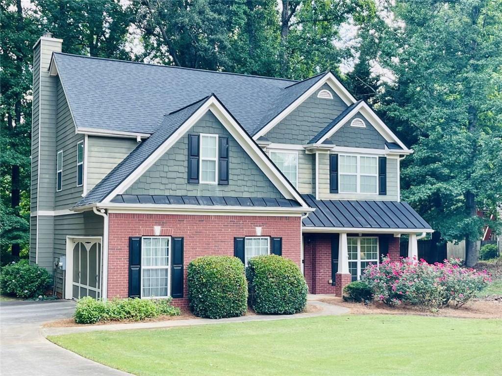 933 Vinings Drive Property Photo 1