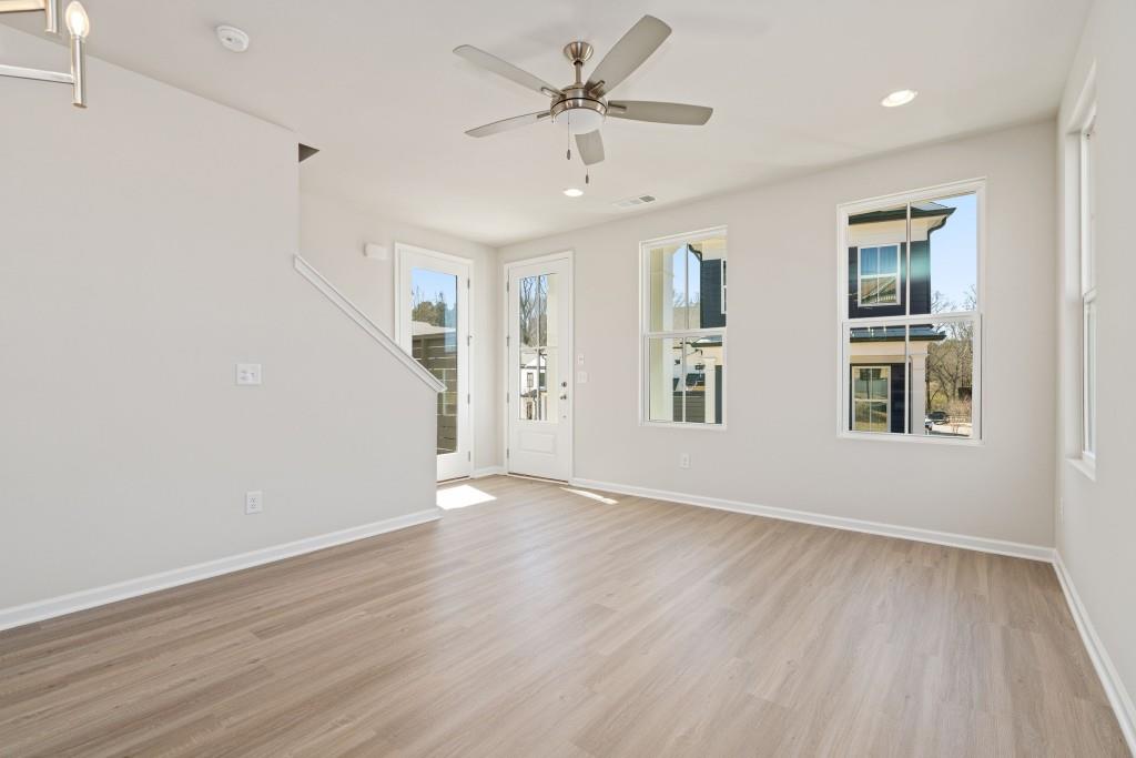 249 10th Street Property Photo 4