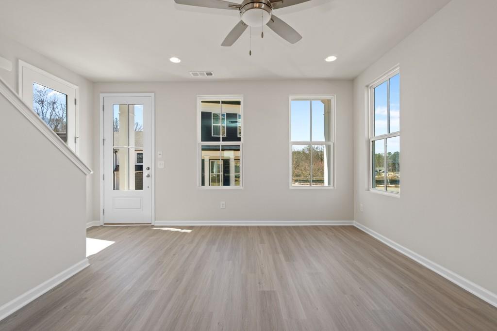 249 10th Street Property Photo 5