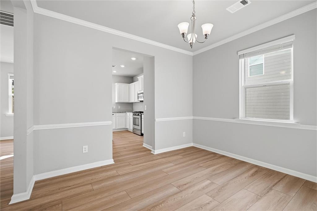 517 Edgemore Road Property Photo 10