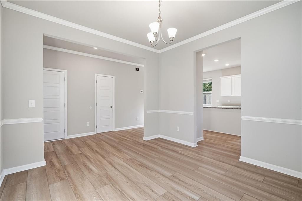 517 Edgemore Road Property Photo 11