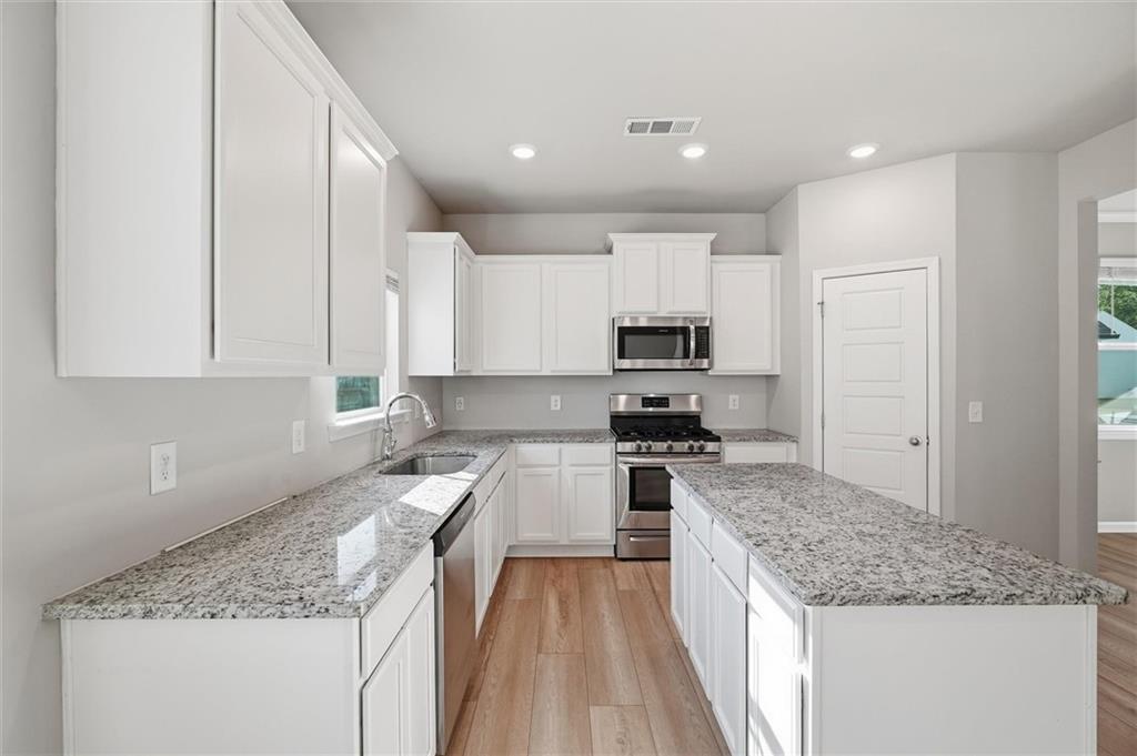 517 Edgemore Road Property Photo 15