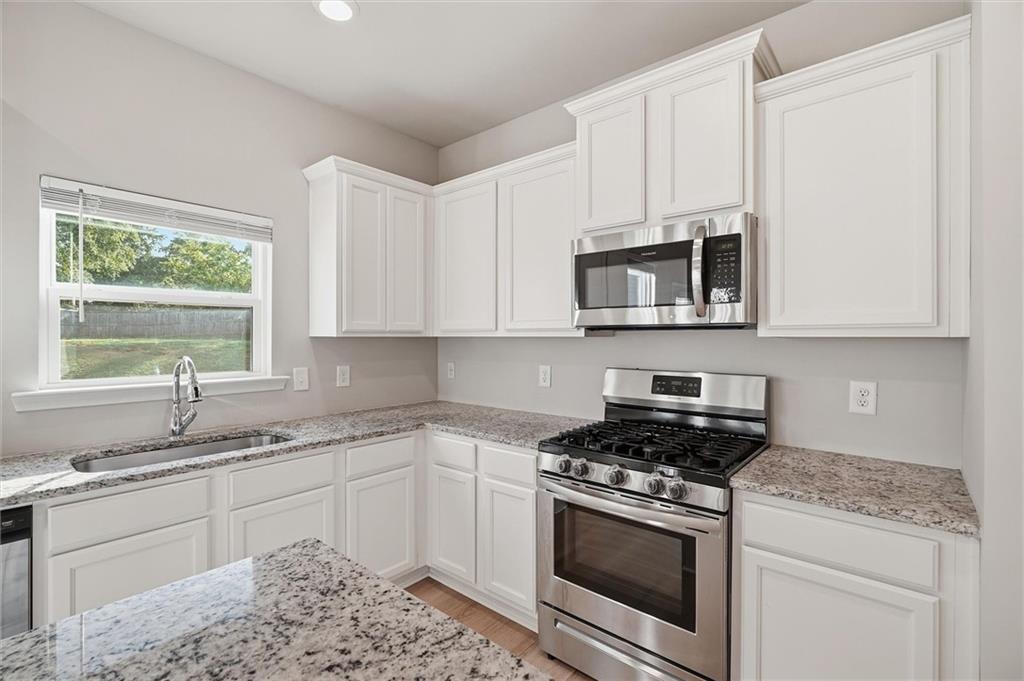 517 Edgemore Road Property Photo 17