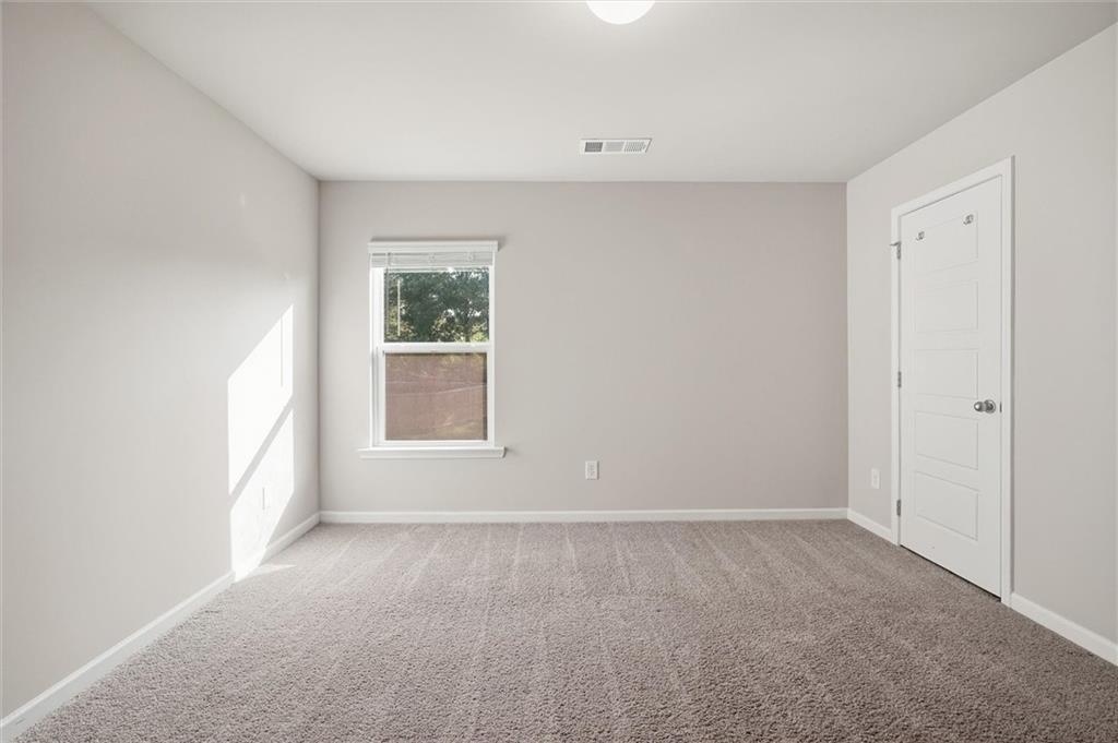 517 Edgemore Road Property Photo 28