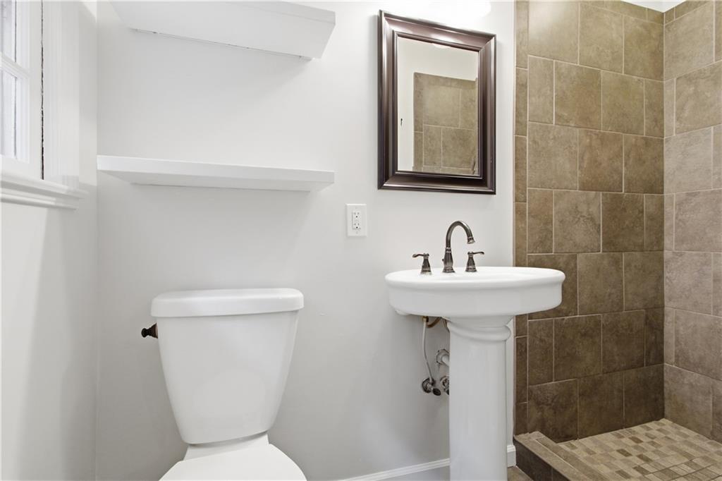 217 Victory Drive Property Photo 9