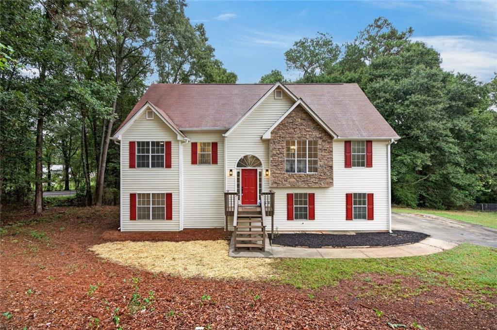 202 Whistleville Court Property Photo 1