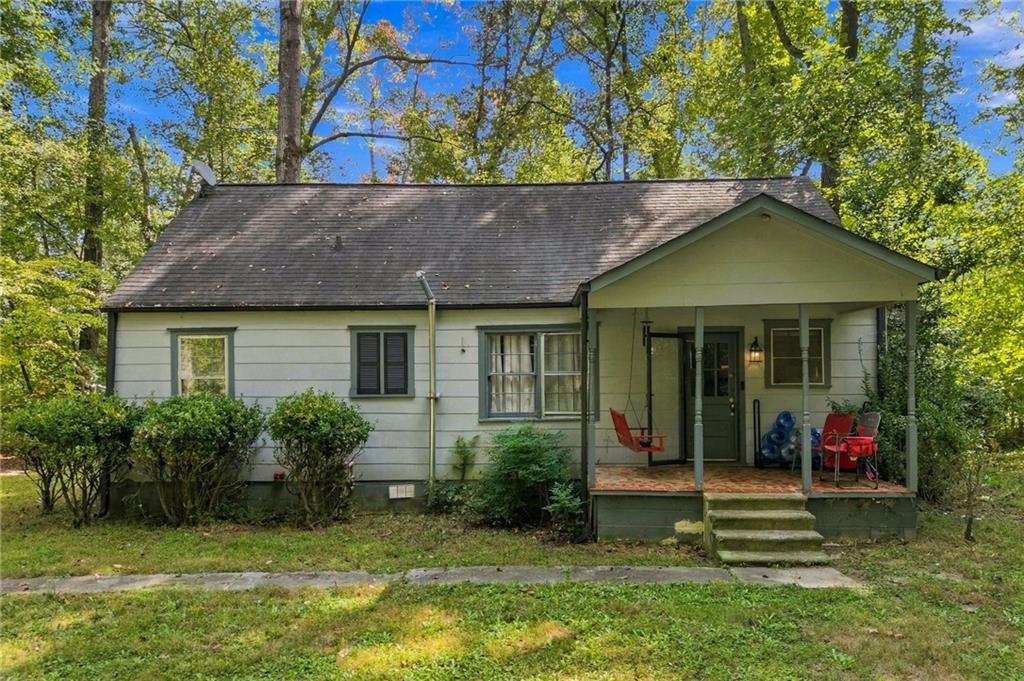 1580 Laird Road Property Photo 1