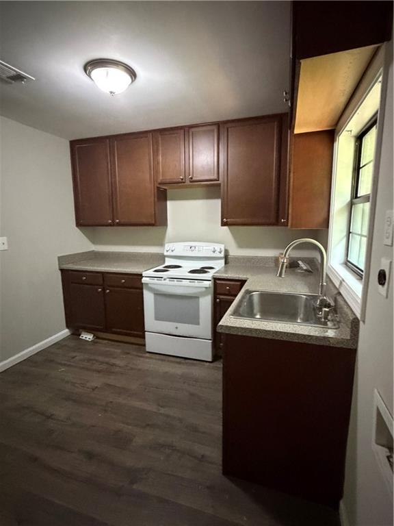 7841960 Property Photo 7