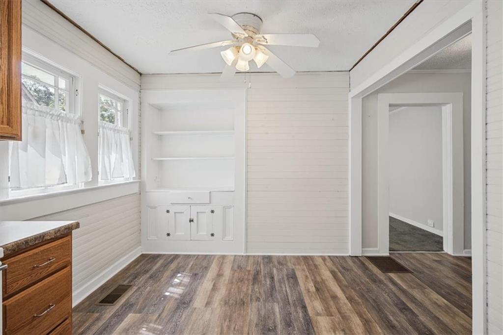 302 Hampton Street Property Photo 14
