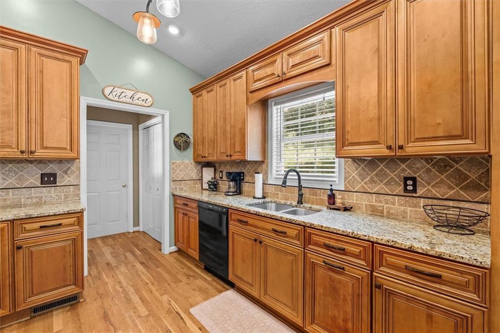 51 Moon Road Property Photo 14