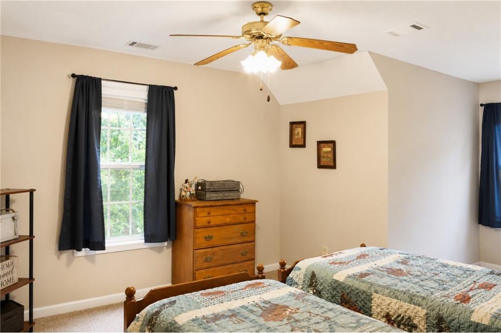 523 S River Drive S Property Photo 26