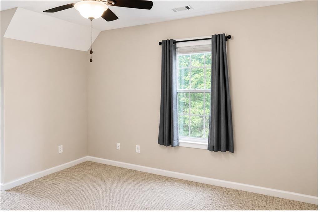 523 S River Drive S Property Photo 29