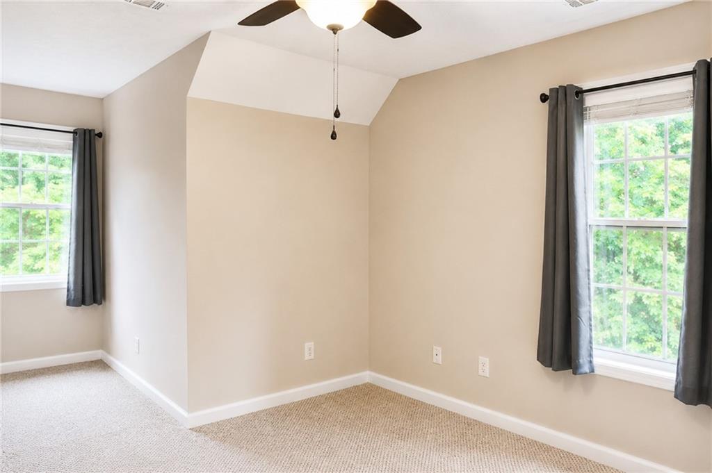 523 S River Drive S Property Photo 30