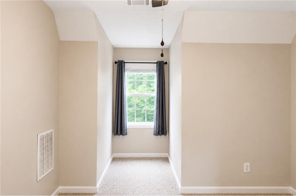 523 S River Drive S Property Photo 31