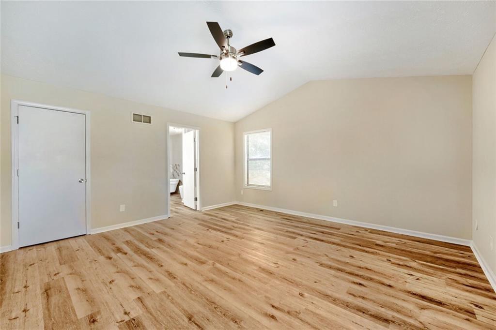 972 Tyrell Drive Property Photo 17