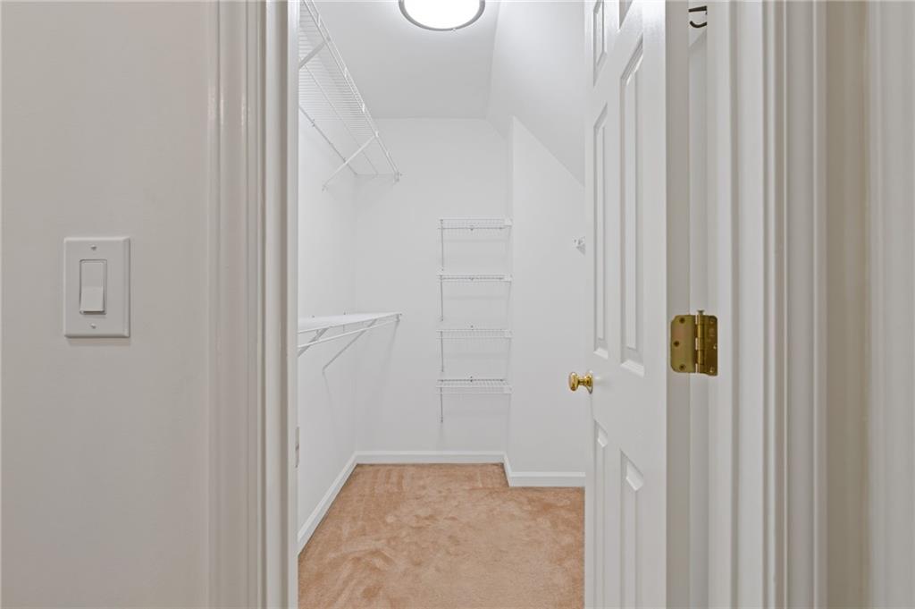 210 Rivergate Drive Property Photo 42
