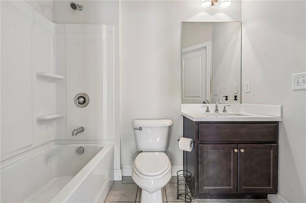 129 Edinburgh Drive Property Photo 18