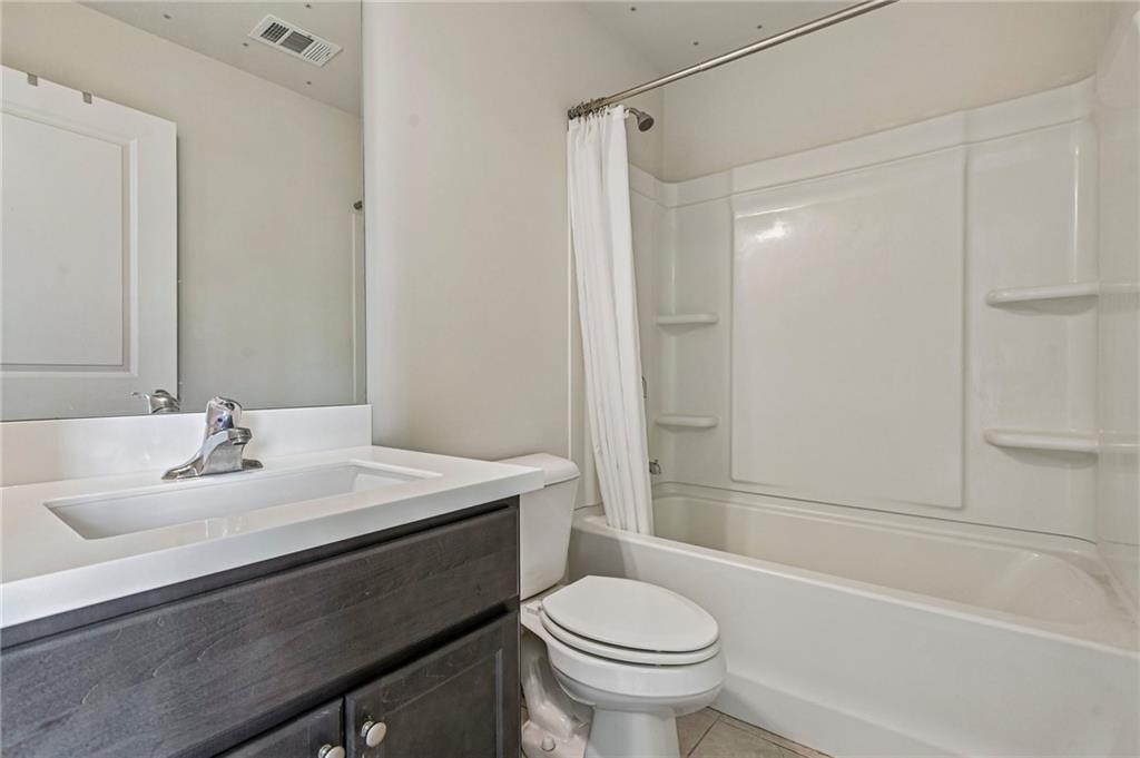 129 Edinburgh Drive Property Photo 29