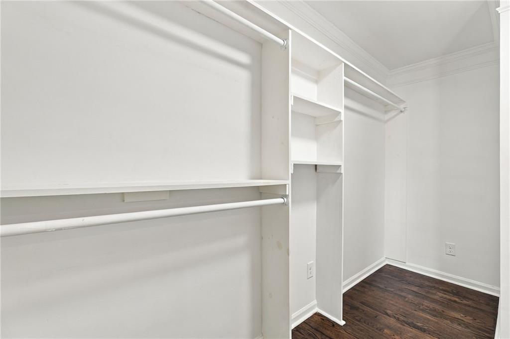 351 The Boulevard Property Photo 28