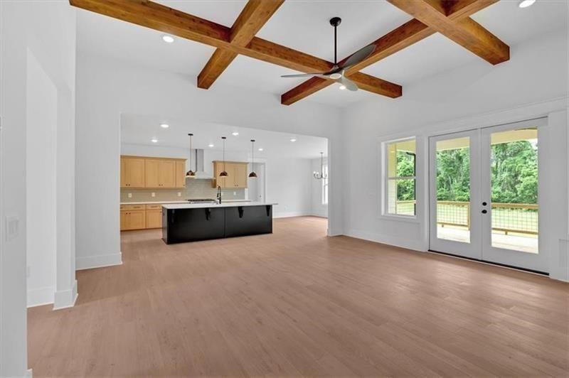300 Eminence Peak Property Photo 15