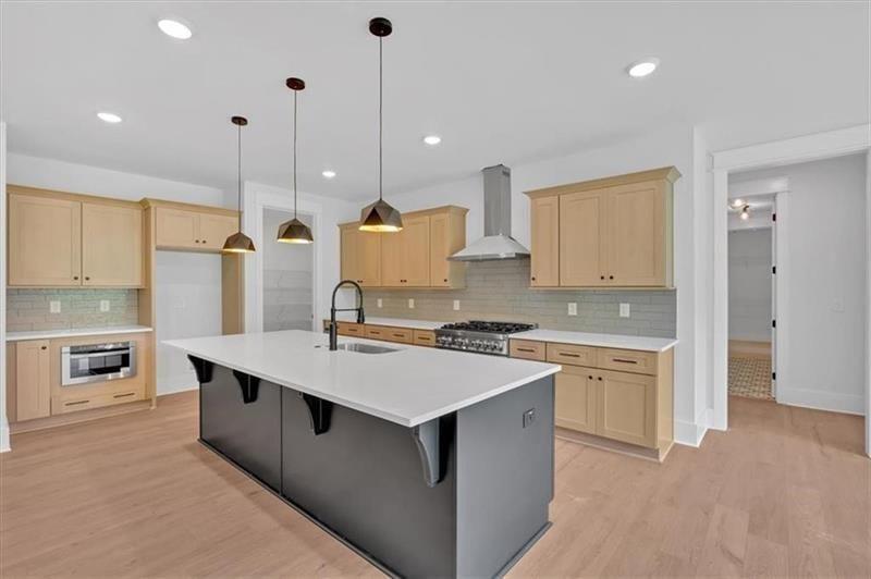 300 Eminence Peak Property Photo 18