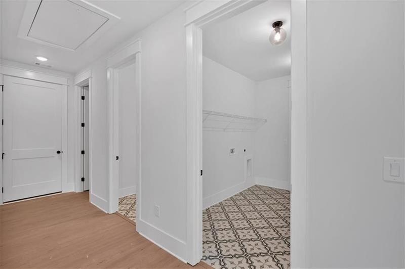300 Eminence Peak Property Photo 24