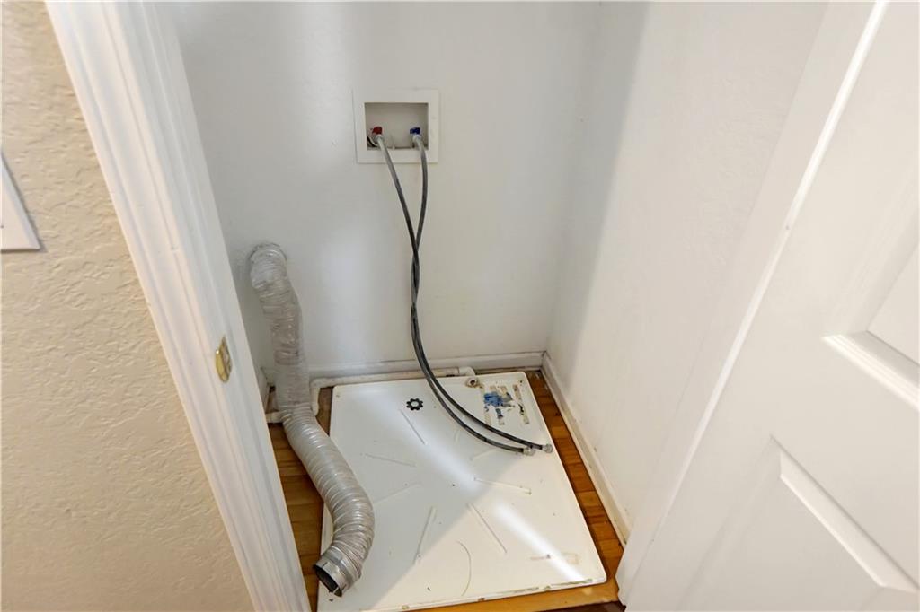 373 Brookview Drive Property Photo 13