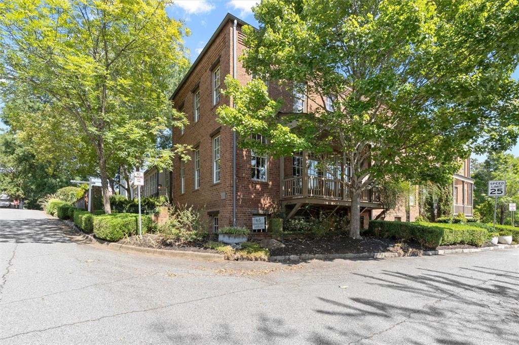 65 Sloan Street Unit 3 Property Photo 1