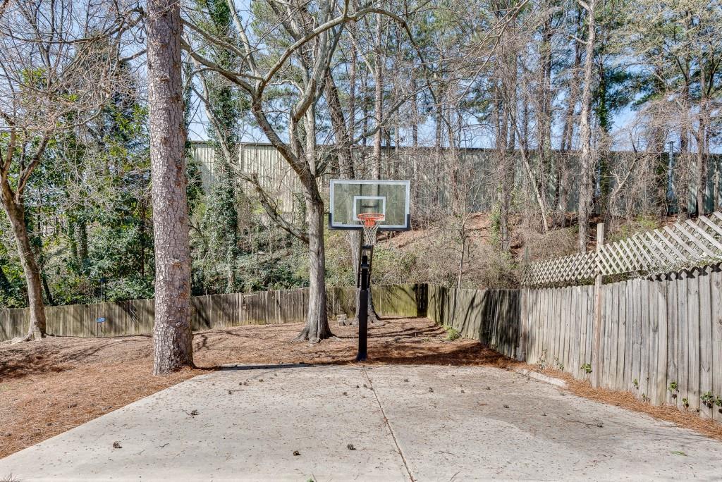 1861 Dyer Circle Property Photo 40