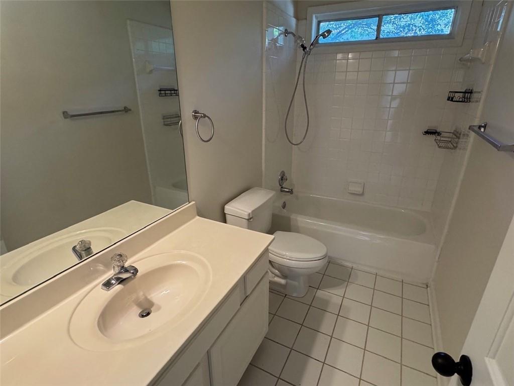 3314 Collier Point Property Photo 14