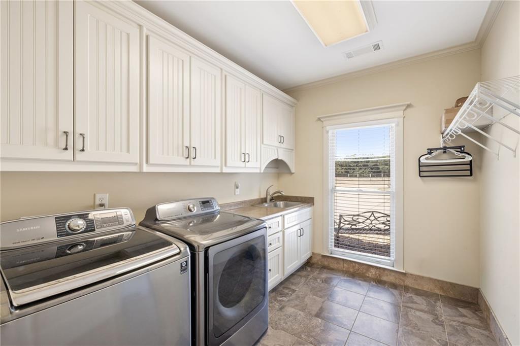 1051 Gresham Road Property Photo 23