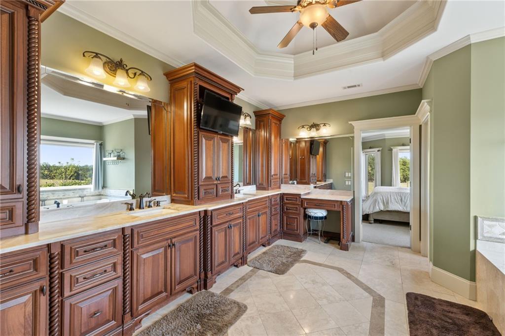 1051 Gresham Road Property Photo 27