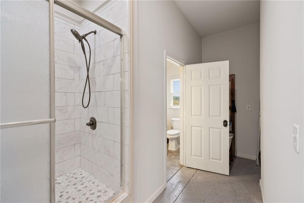 1051 Gresham Road Property Photo 44