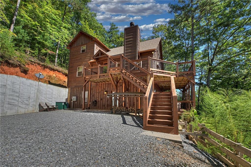 300 Cloudland Trace Property Photo 4