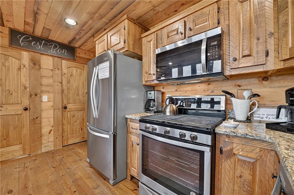 300 Cloudland Trace Property Photo 21