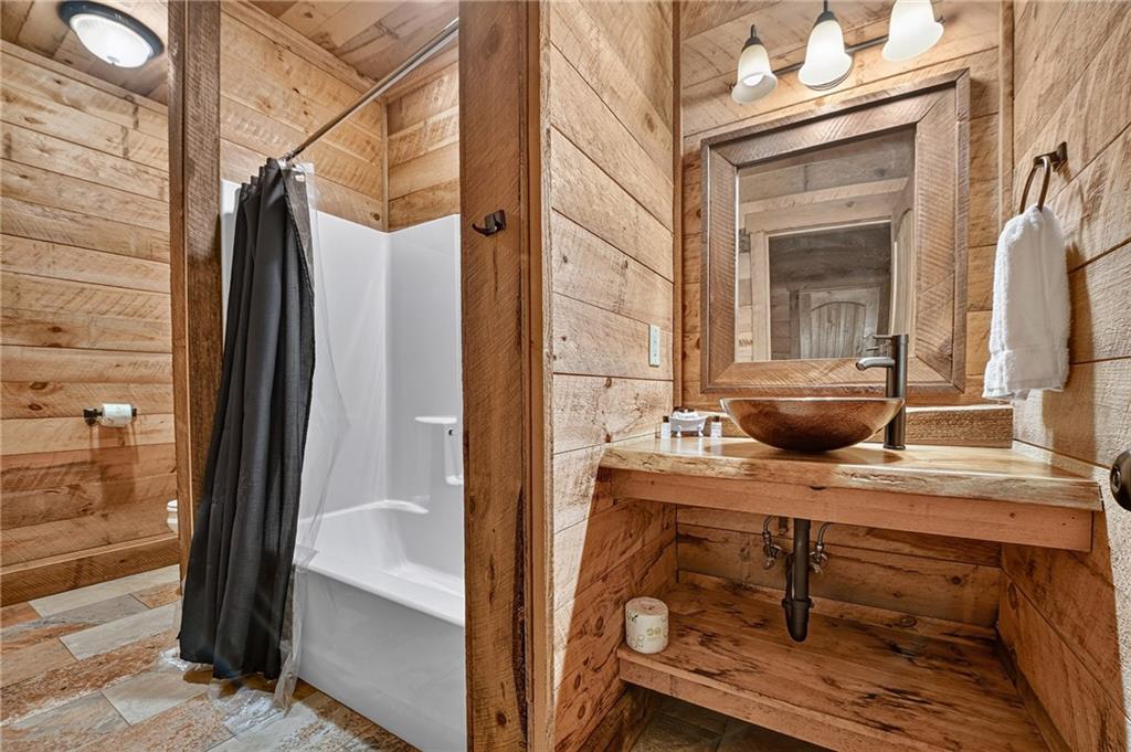 300 Cloudland Trace Property Photo 48