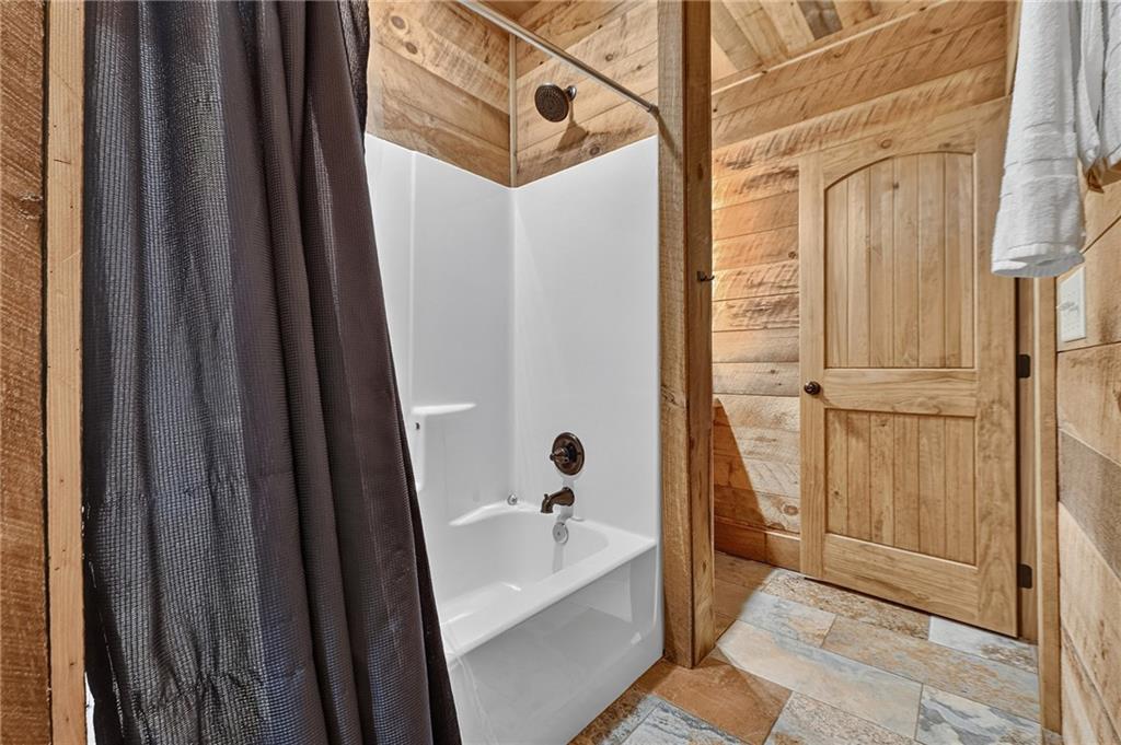 300 Cloudland Trace Property Photo 49