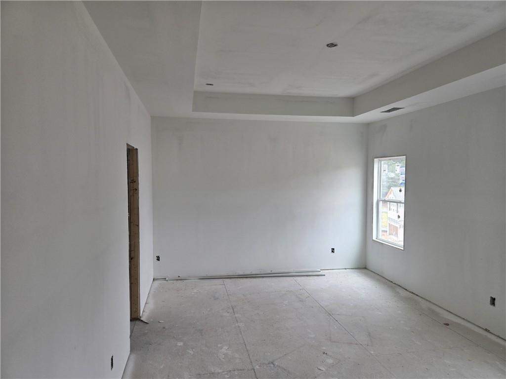 983 Homepark Circle Property Photo 6